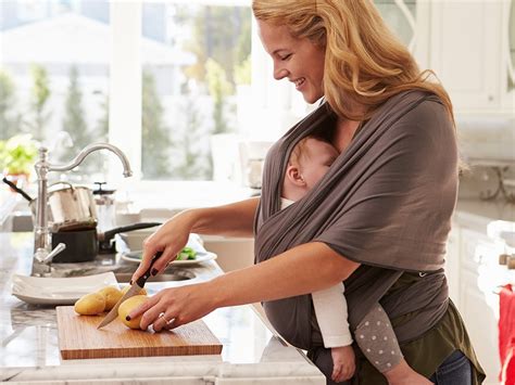 擄 l'alimentazione in allattamento è molto importante sia per il benessere della mamma, che per il bambino. Alimentazione in allattamento: cosa mangiare e cosa evitare