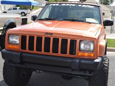 How to install a 2 Inch Complete Lift Kit on a Jeep ...