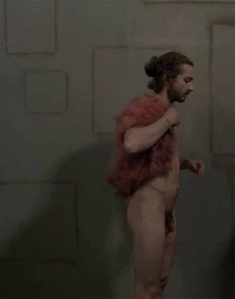 Omg He S Naked Shia Labeouf Omg Blog