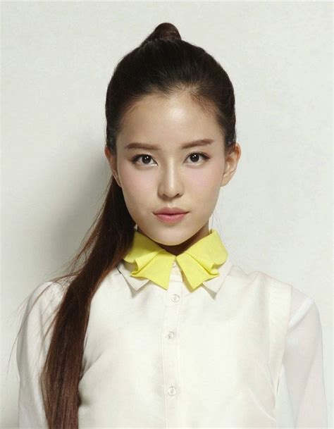 Wen Xin 溫心 Girl Model Actresses