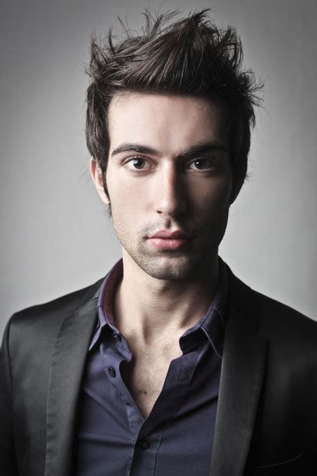 Maybe you would like to learn more about one of these? Coiffure homme brosse