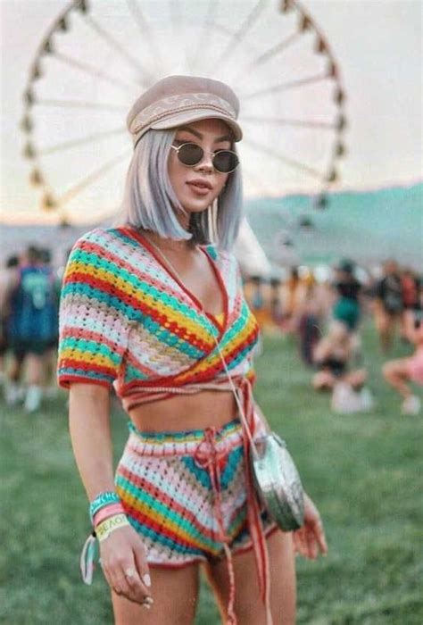 Coachella Outfit Inspiration Easy Outfit Ideas For Women 2020 in 2020 | Coachella outfit ...