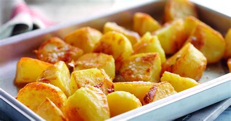 How To Make The Perfect Roast Potatoes For Your Christmas Dinner Perfect Roast Potatoes