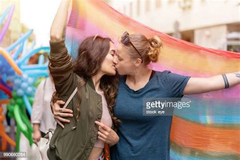 Lesbians Kissing Each Other Stock Fotos Und Bilder Getty Images