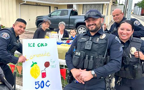 Greenfield Police Officers Show Support For Local Youth’s Lemonade Stand Salinas Valley