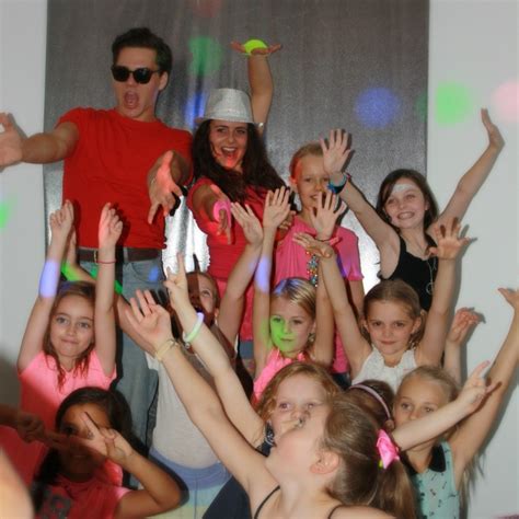 Disco And Karaoke Birthday School And Preschool Parties Perth Encore