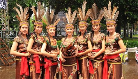 The Unique Tradition Of The Dayak Tribe Binus Square Student Commitee