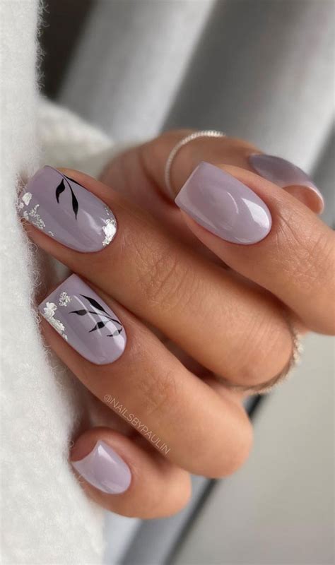 45 Pretty Short Nails For Spring Summer Leaf Accent Lavender Nails