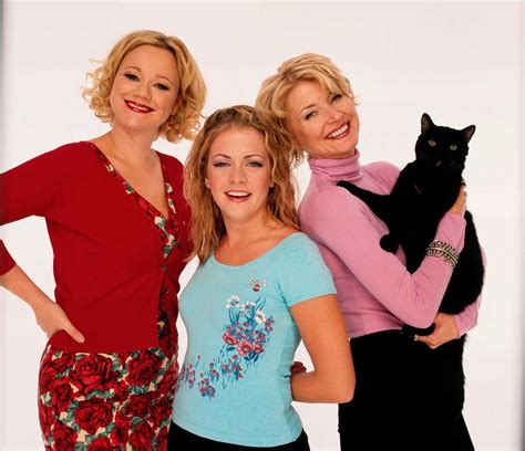 How To Watch Sabrina The Teenage Witch As Show Turns 25