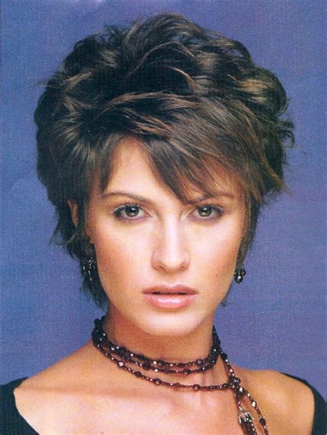 24 Choppy Hairstyles For Women Over 50 Hairstyle Catalog