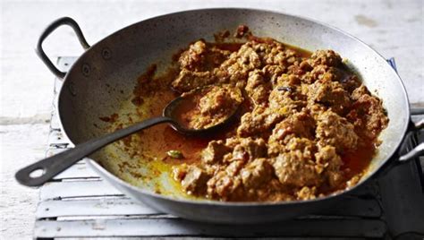 Heat the butter in a large frying pan. Aromatic beef curry - Saturday Kitchen Recipes