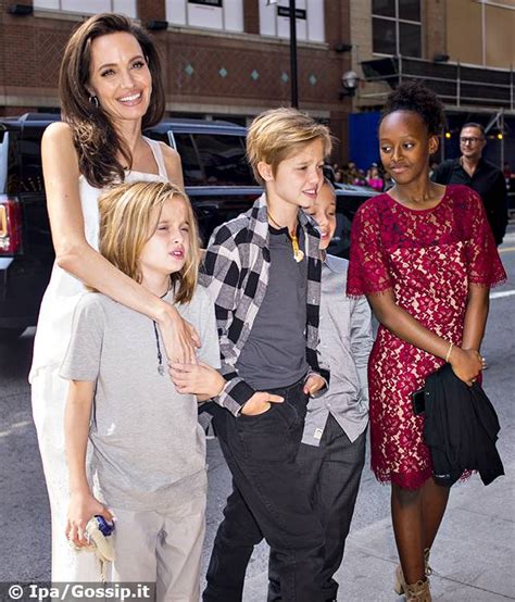 Angelina Jolie E I Sei Figli Al Toronto Film Festival Gossip It