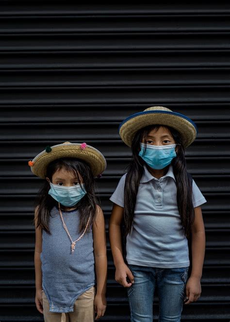 2020 Photo Issue Nine Photographers Capture A Pandemic An Uprising And A Country Divided