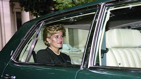 The Real Reason Princess Diana Didnt Have An Open Casket Funeral