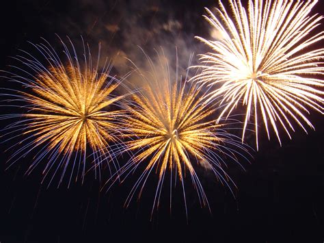 קובץbratislava New Year Fireworks ויקיפדיה