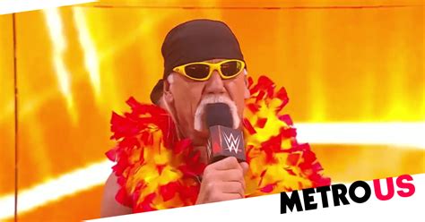 Wwe Raw Xxx Hulk Hogan Returns But Technical Issues Rock Appearance