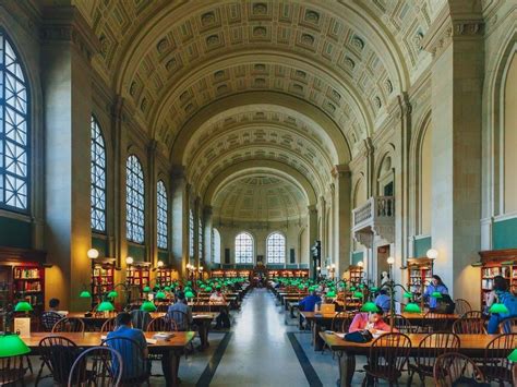 Explore The Library Of Harvard University The Most Prestigious School