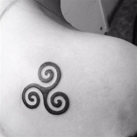 Celtic Symbol For Karma Karma Tattoo Karma Tattoo Symbol