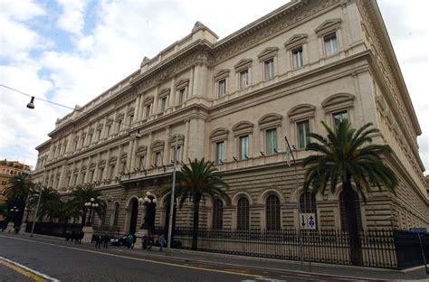 The bank is located at palazzo koch, roma via nazionale and is a part of the escb i.e. Protocollo d'intesa tra AIPD Roma e Banca d'Italia - AIPD Roma