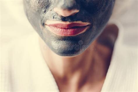 Woman Relaxing With A Charcoal Facial Mask Stock Image Image Of Luxury Aromatherapy 124402797