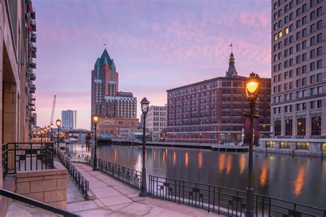 Where to Stay in Downtown Milwaukee: 6 Reasons Our Choice Rocked