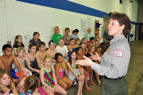 Ymca Corps Teaches Youth Water Safety Article The United States Army