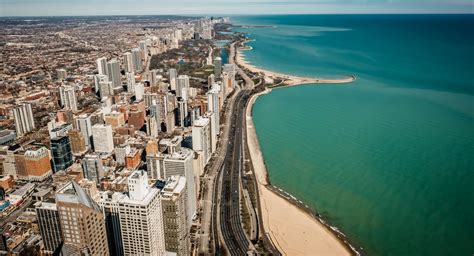 Chicagos Iconic Lake Shore Drive Has Been Renamed In Honor Of Jean