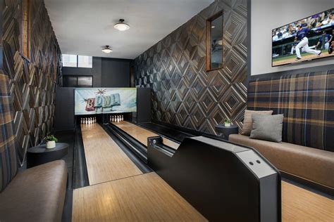 Interior Bowling Alley Home Bowling Alley Mansion Int - vrogue.co