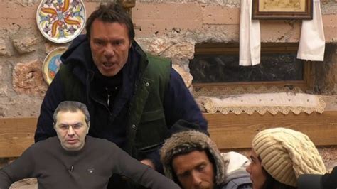 Τα σημαντικότερα γεγονότα του βίου του είναι: ΠΡΟΣΕΧΕ ΤΙ ΛΕΣ ΒΑΣΙΛΑΚΗ - ΕΚΡΗΞΗ ΤΖΩΡΤΖΟΓΛΟΥ ΕΝΑΝΤΙΟΝ ...