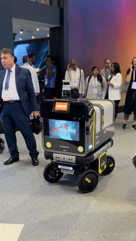 Ottonomyios Ottobot Makes Its Debut At Gitex At The Dubai World Trade