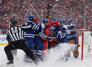 Toronto Maple Leafs Win 2014 Winter Classic As Over 100000 Ice Hockey