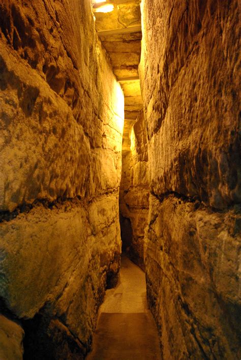 Filejerusalem Tunnel Bw 8 Wikimedia Commons