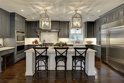 6 Design Ideas For Gray Kitchen Cabinets