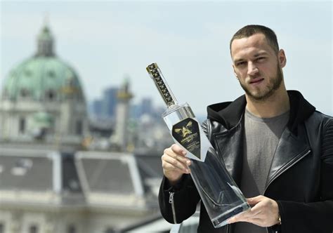 Marko arnautović date of birth: "Arnautovic-Gin": Ein Fußballer zum Genießen - Fußball ...