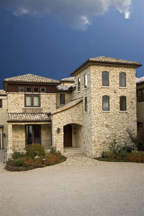 Get Italian Appeal With These Attractive Tuscan Style Homes Homesfeed