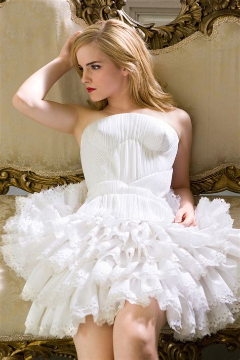 Beauty Emma Watson Bra Size Elle Girl Dresses