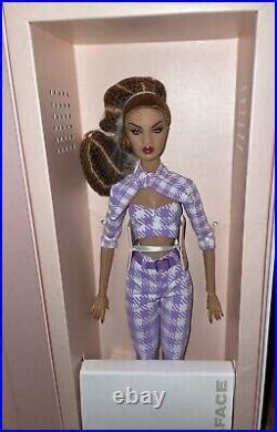 Nadja Rhymes Nrfb Fit To Print Dressed Doll Fashion Royalty Actual Doll
