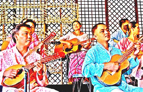 Getting To Know The Rondalla Instruments
