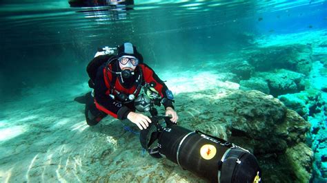 Diver Stuck In An Underwater Cave For Two Days Video For Scuba Divers