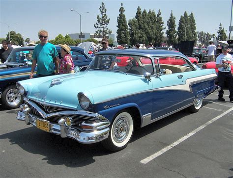 File1956 Mercury Meteor Rideau Wikimedia Commons