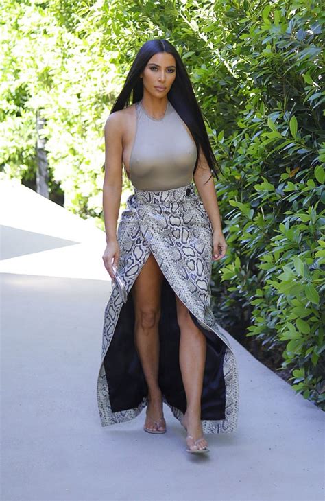 Kim Kardashian Braless 12 New Photos Thefappening
