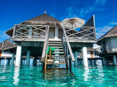 Urlaubsvideo unsers malediven aufenthaltes 2015, teil 1, resort. "Außenansicht" Angaga Island Resort (Vilamendhoo ...