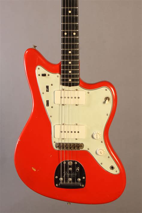 The jazzmaster guitar is practically invisible, not only in jazz, but in popular music generally.proof, in my mind, that adding lotsa chrome and. Catch of the Day: George Fullerton's 1957 Fender ...