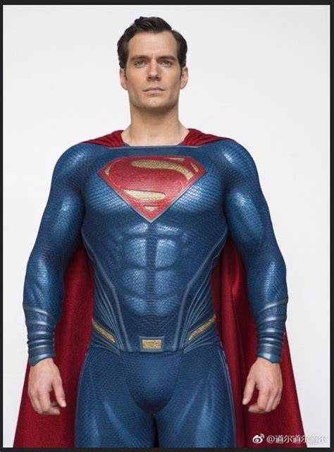 He followed that up in 2016 with batman v superman: Is Henry Cavill wearing fake Superman muscles and abs ...