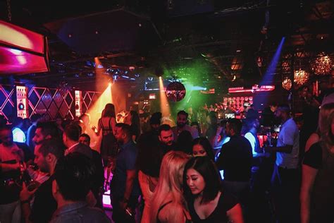 Best Nightclubs In Montreal For Your Bachelor Party