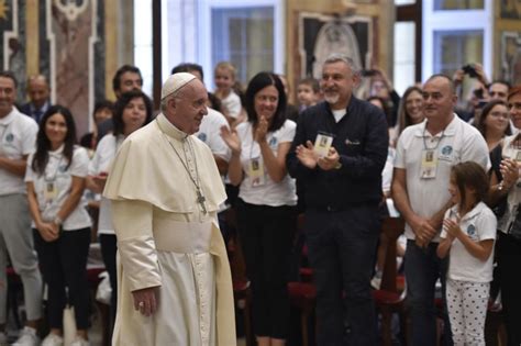 Ai Partecipanti Al Convegno Su La Teologia Della Tenerezza In Papa