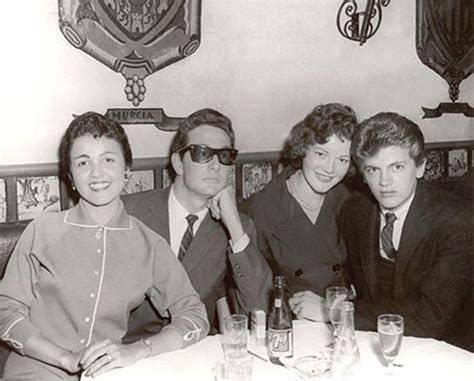 Buddy Holly With His Wife Maria Elena Out To Eat With Phil Everly And A Date 1958 Buddy