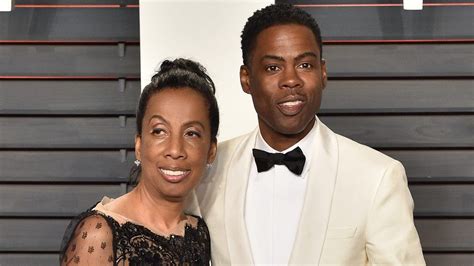 Mẹ của Chris Rock nói về sự cố giải Oscar của Will Smith Khi anh ấy