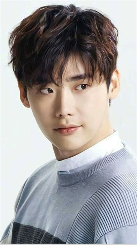 Today is lee jong suk's birthday! Lee Jong Suk em 2019 | Lee jong suk, Atores coreanos e Atrizes