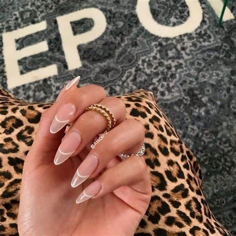 40 Interesting French Tip Nails For A Super Trendy Manicure Almond
